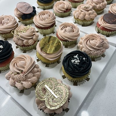Cupcakes- Only Offered with a Full Cake
