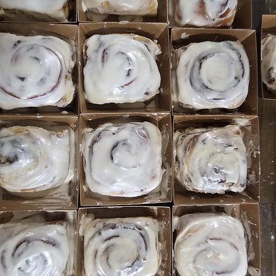  Sourdough Cinnamon Rolls (Single)