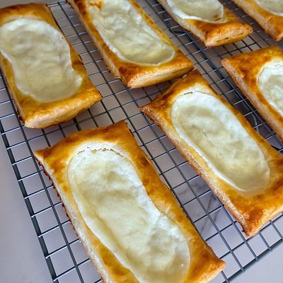 Cheese Danish