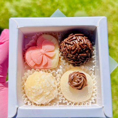 Brigadeiro Gourmet – Traditional Box (4ct)