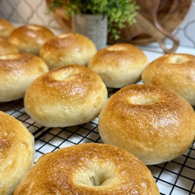 Plain Sourdough Bagels (4ct)