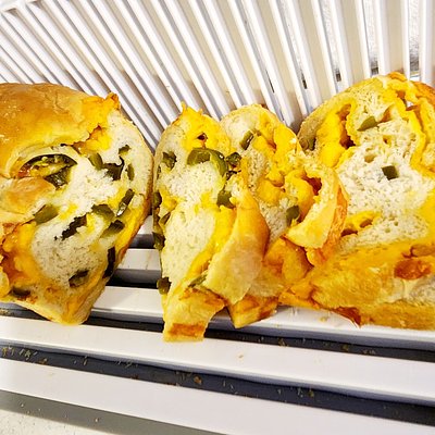 Jalapeño Cheddar Loaf