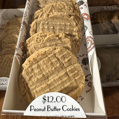 Peanut Butter Cookies 6 Pack