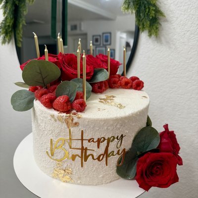 8” Round Cake 