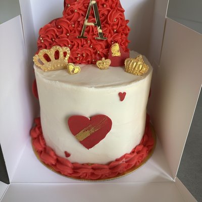 Custom cakes 