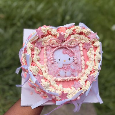 One Layer 8 Inch Cakes 
