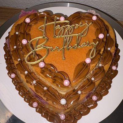 2 Tier Heart Chocoflan Heart 🩷 4” on top of 6” Or 6” on top of 8”