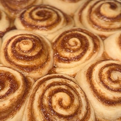 Cinnamon Rolls Icing On The Side