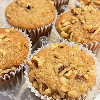 Banana Nut Muffins (6 Count)