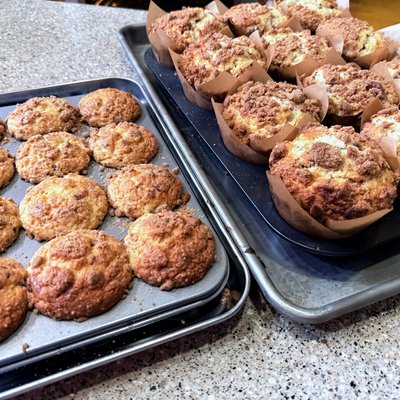 Cinnamon Crumble Muffins 