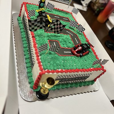 1/2 Sheet Cake (90-100ppl) 