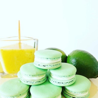 Like Macarons With Lime Curd And Lime Buttercream ( 30 pcs.)