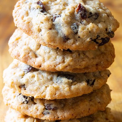 Oatmeal Raisin Cookies 6ct