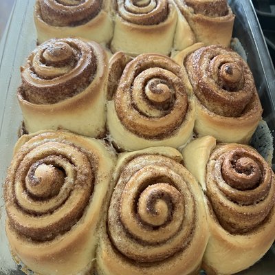 Large Cinnamon Rolls