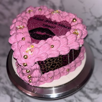 10 Inch 2 Layer Heart Cake