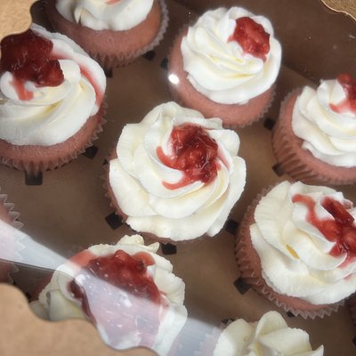 Strawberries & Cream Cupcake