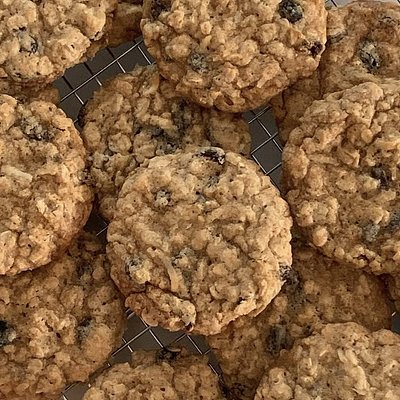 Brown Butter Gluten Free Oatmeal Raisin Dozen