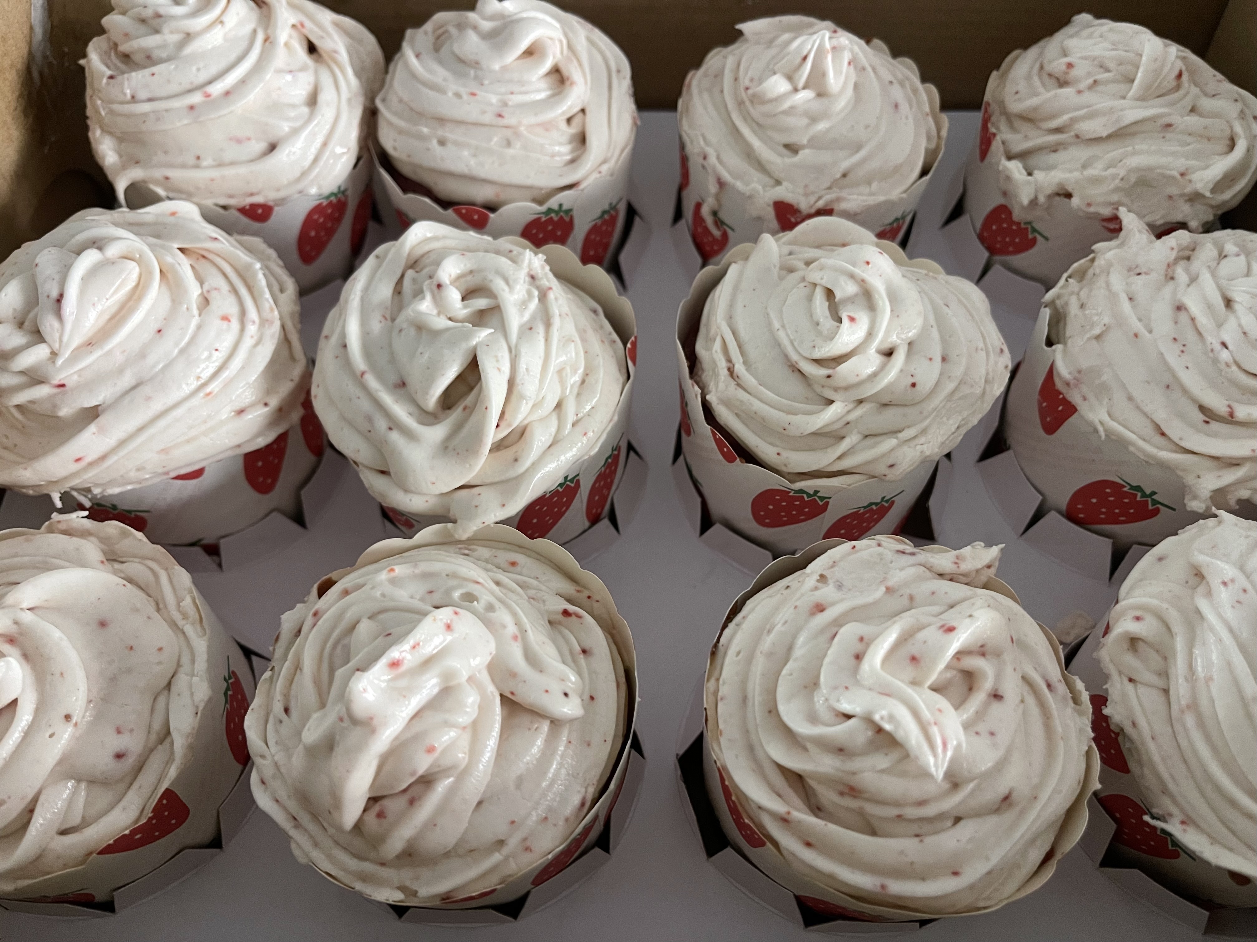 Vegan Strawberry Cupcakes