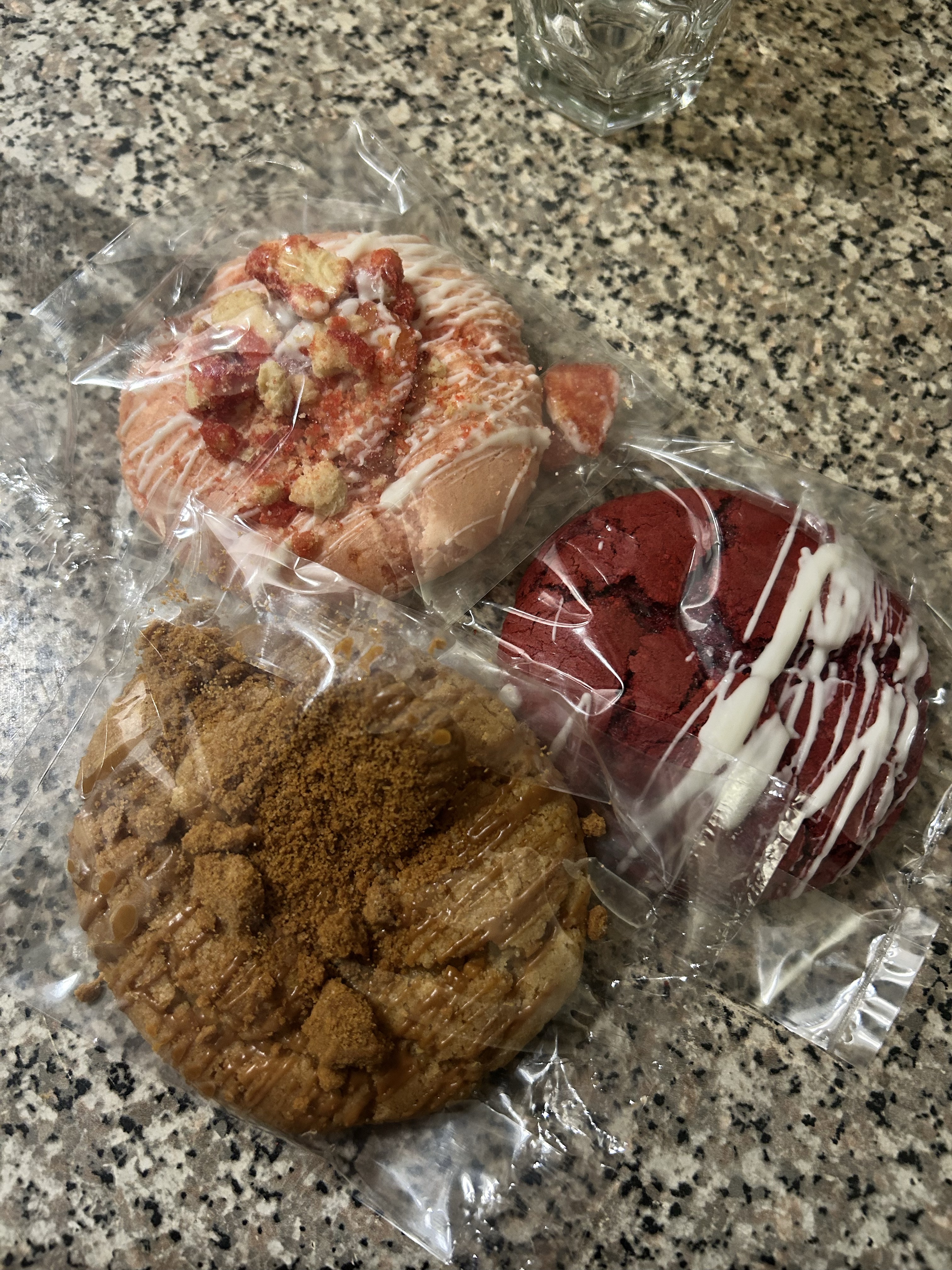 Three Cookies 