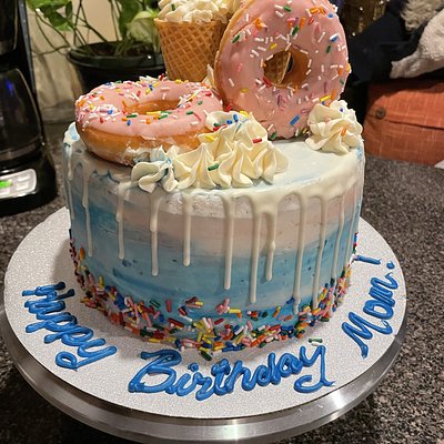 Doughnut Cake
