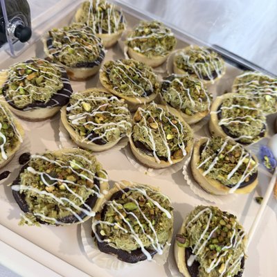 Mini Dubai Cheesecakes