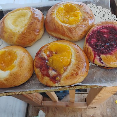 Strawberry Mango Kolache