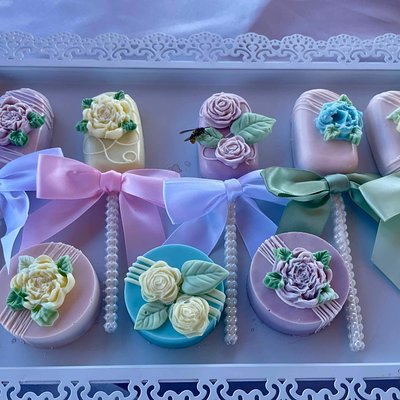 Cakepucks