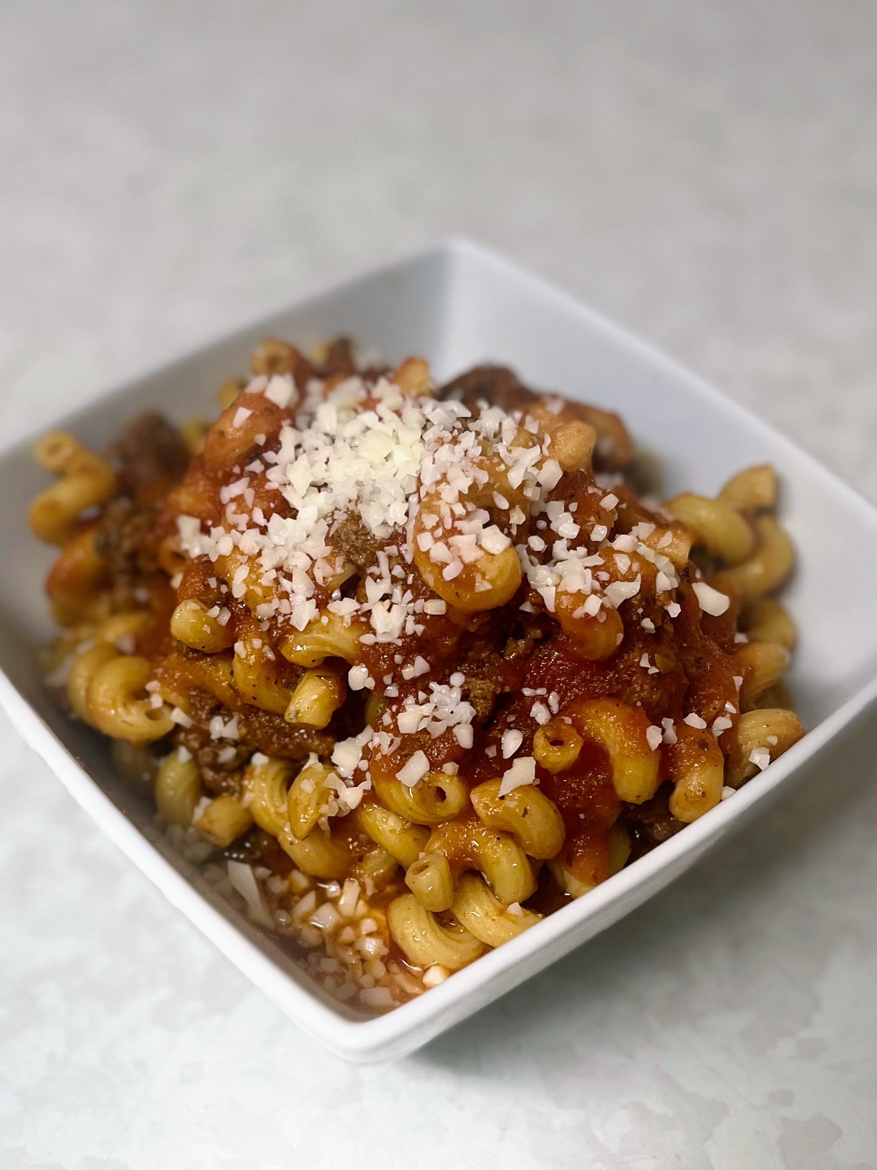 Meaty Marinara Pasta Sheet Pan (8-10 Servings)