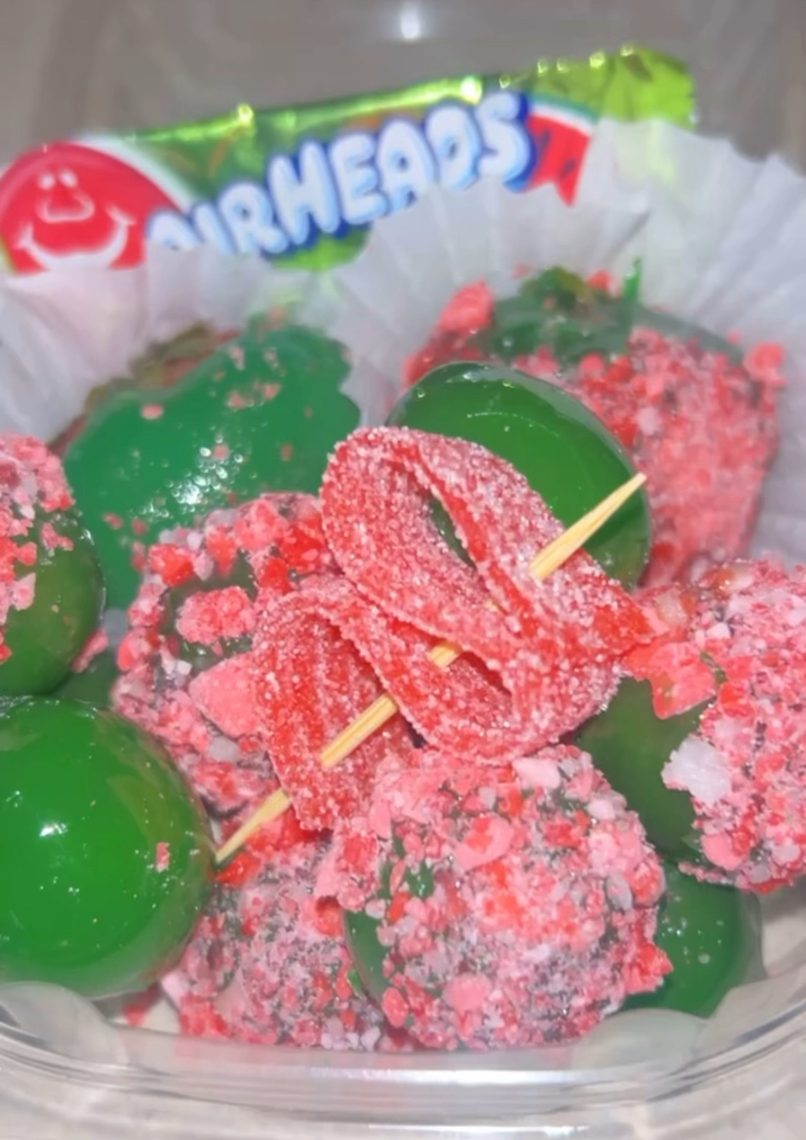 Small Candy Fruit  Grapes W/ Strawberries 
