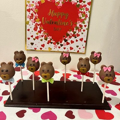 Bear Cake Pops 