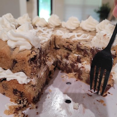 Double Layer Cookie Cake
