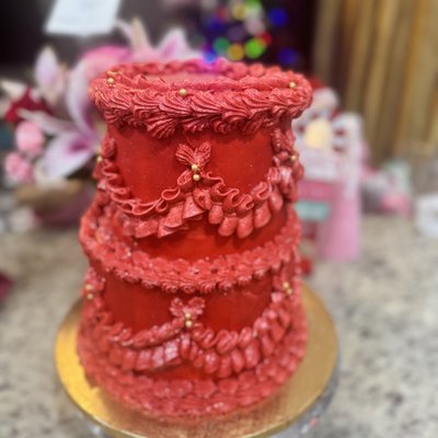 Two Tiered Round Cake 