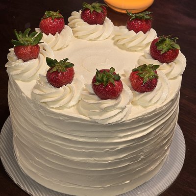8" -  Strawberries And Cream Cake