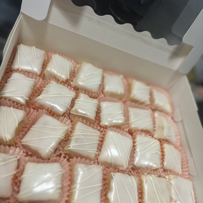 Petit fours 