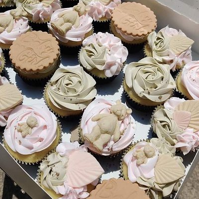 Specialty Cupcakes 🧁