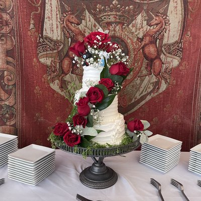 Small Wedding Cake (3 Tier) 