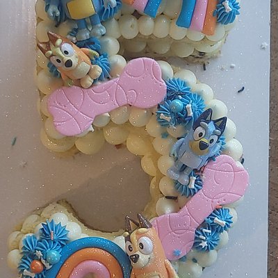 Letter / Number Cakes
