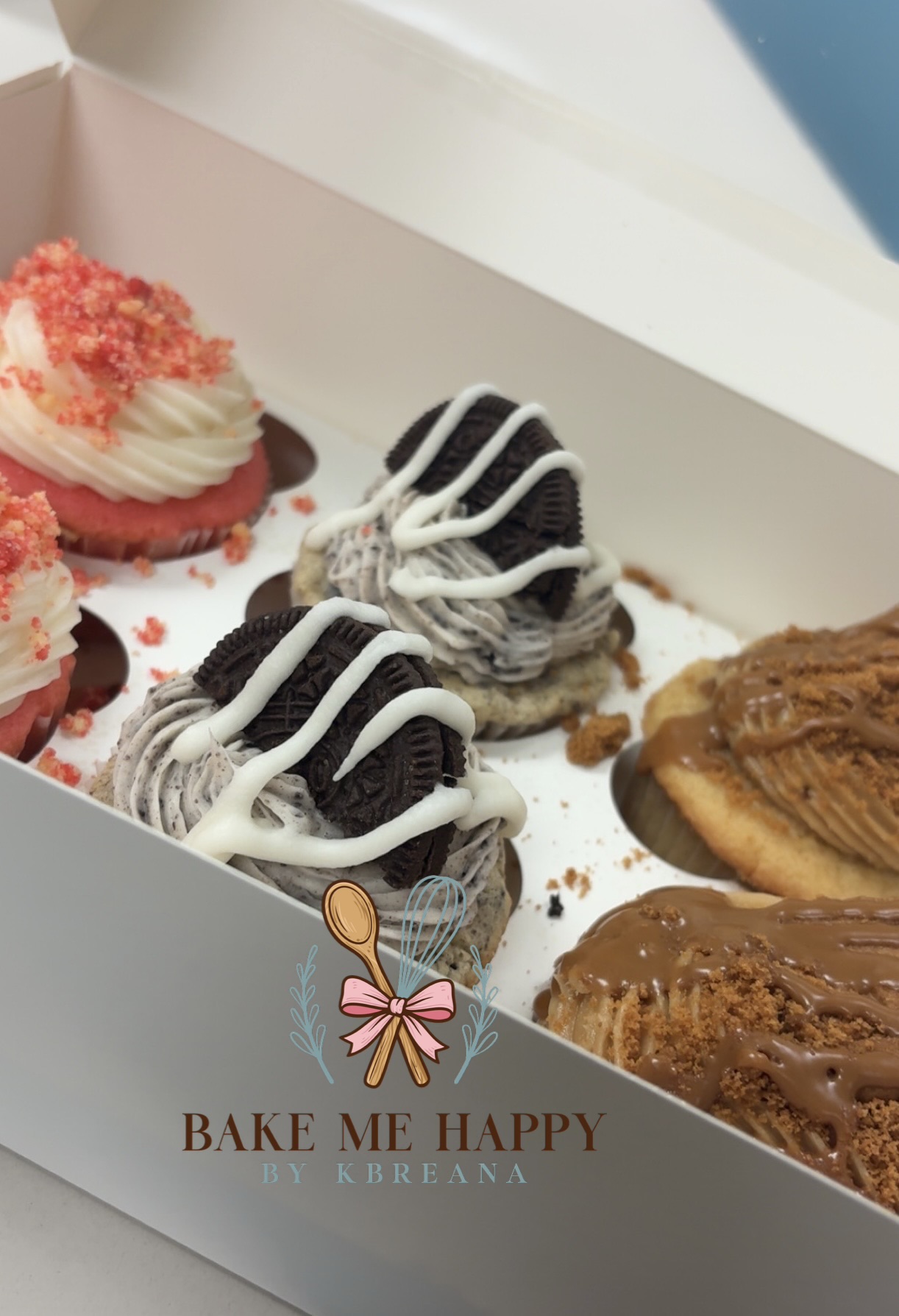 Half Dozen Specialty Cupcakes 