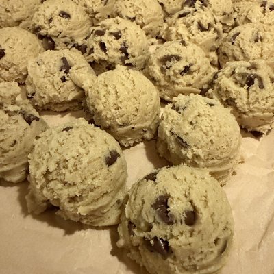 Sourdough Chocolate Chip Cookies- 4pack 