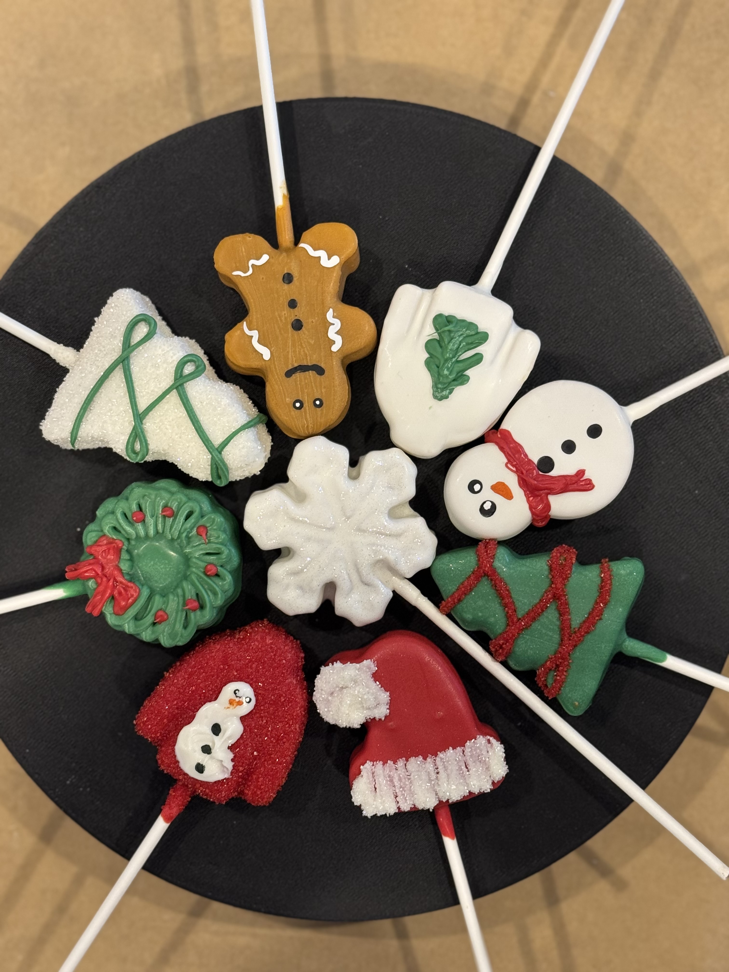 Holiday Cake Pops (12)
