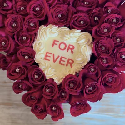 Floral Heart Cake Box