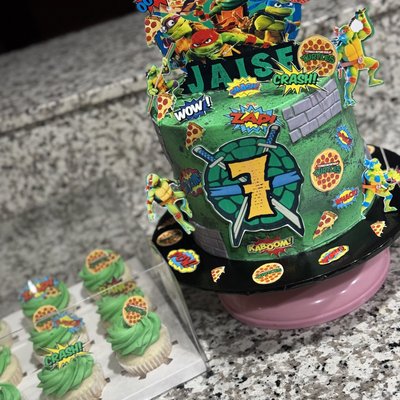 8”cake 1 Dz Cupcake 🧁 Deal 