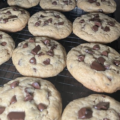 1/2 Dozen Sourdough Chocolate Chip Cookies 