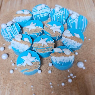 Oreo Pucks (Chocolate Covered Oreos)