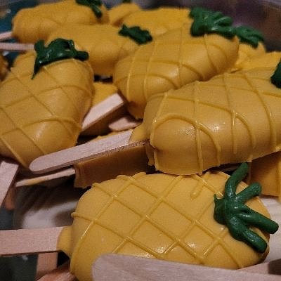 Cakesicle - Pineapple Upside Down Cake (Indv)