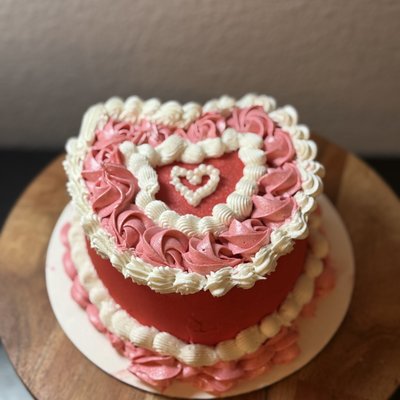 Heart Valentine’s cake