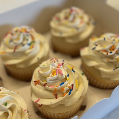 1/2 Dozen Cupcakes - Birthday Sprinkles 