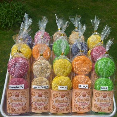 Sandwich Cookies by the dozen