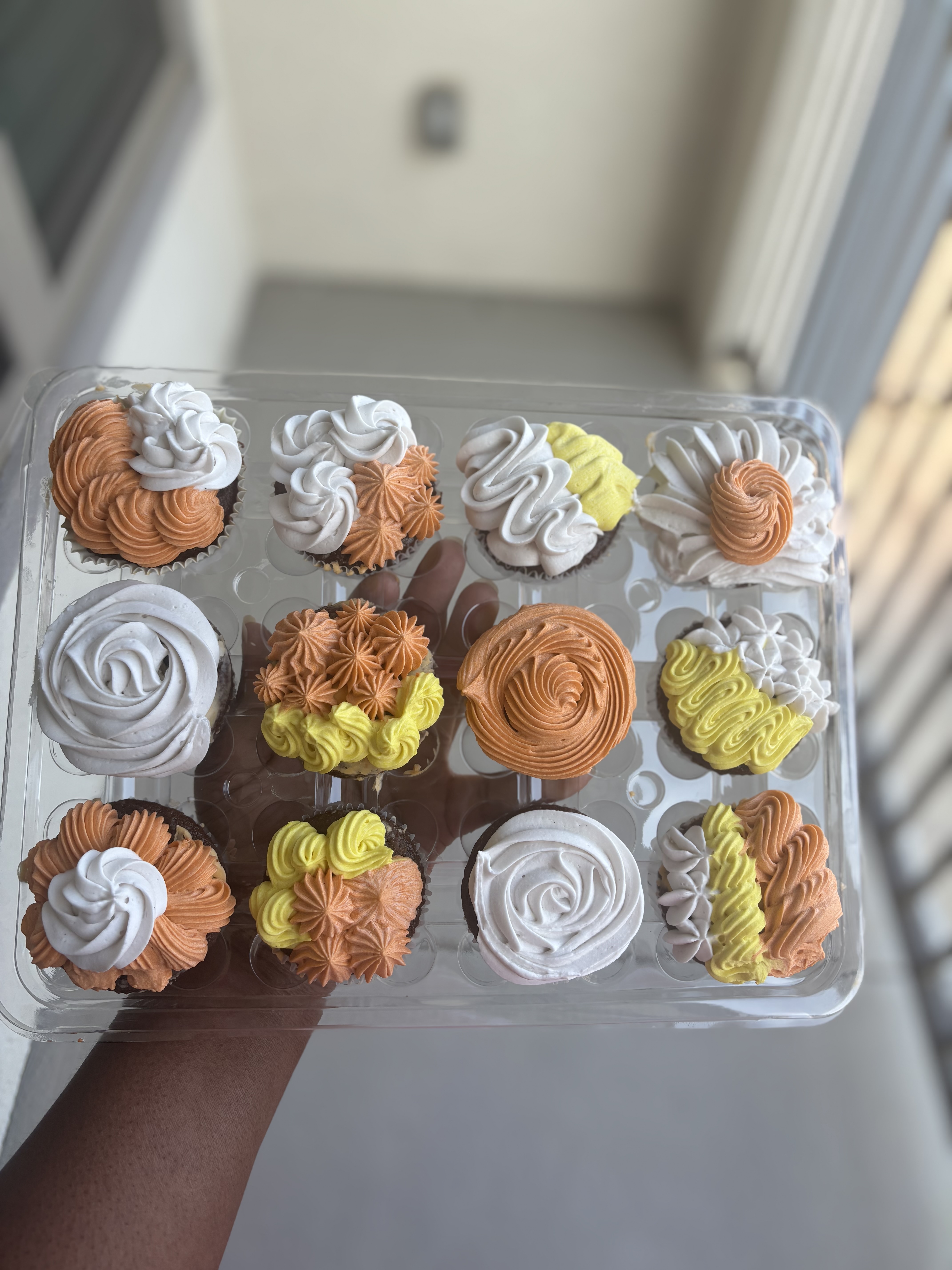 Dozen standard cupcakes