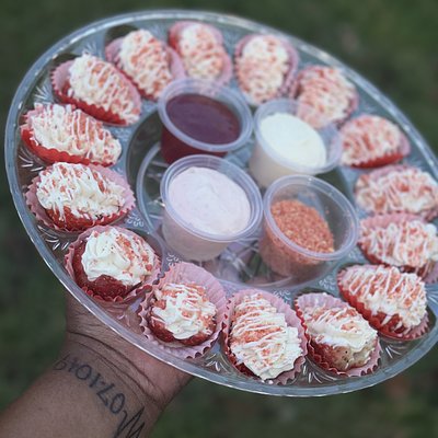 Deviled Cheesecake Strawberries 